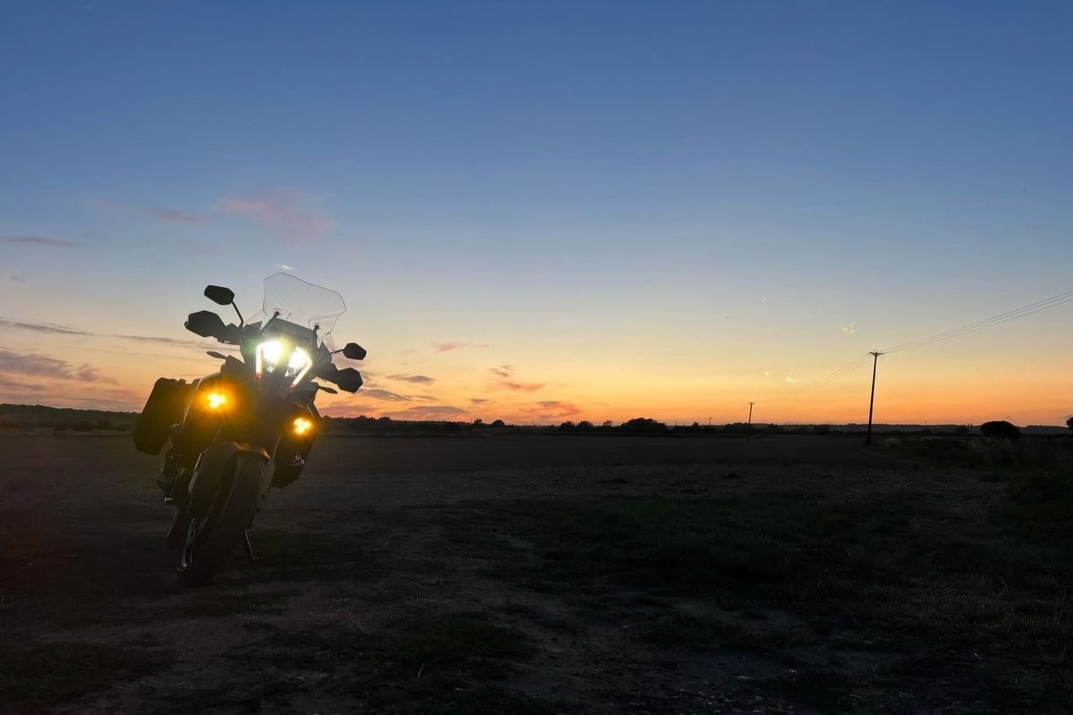 The Benefits of Selective Yellow Lighting for Fog: A Look at Denali Electronics Lens