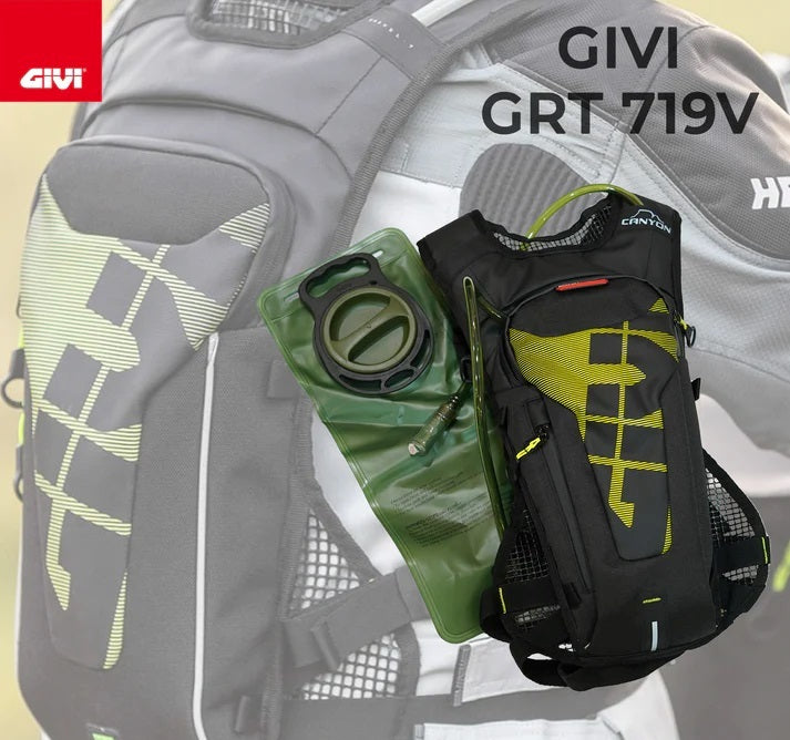 Givi Rucksack with Camelback Pac - 3 Litres