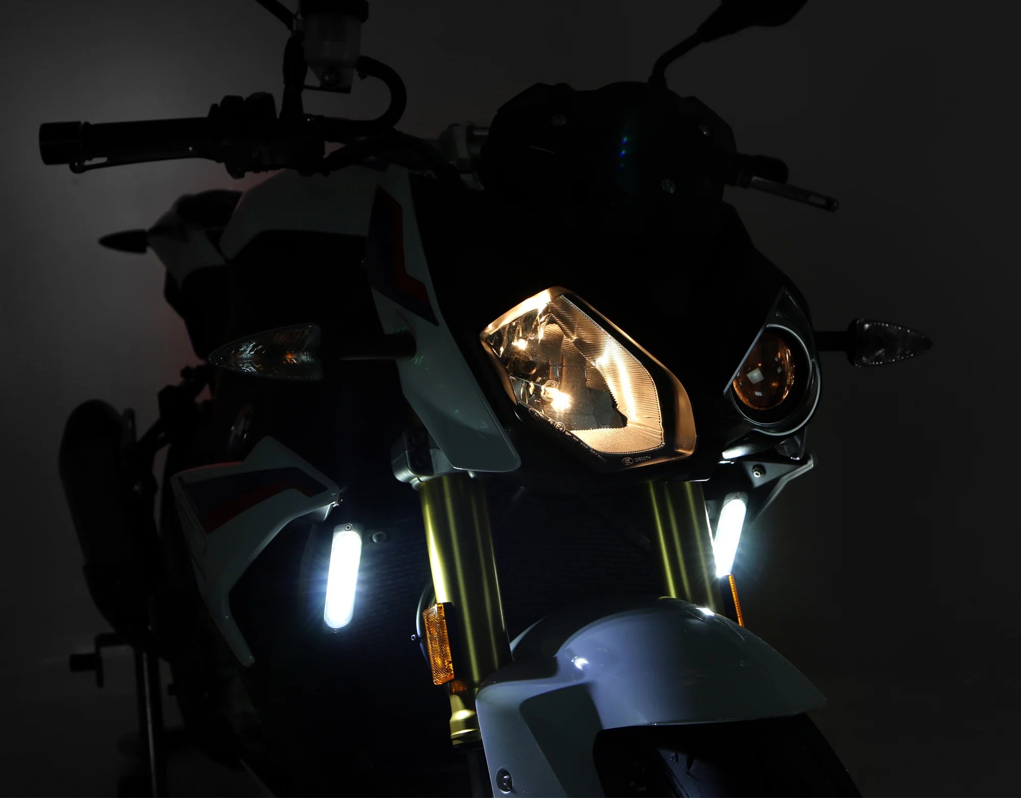 Denali B6 Dual LED Brake Light Kit with License Plate Mount