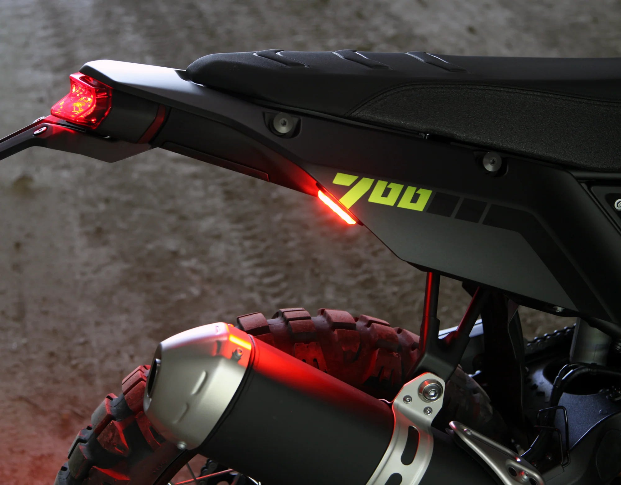 Denali T3 Modular Switchback Signal Pods - Rear