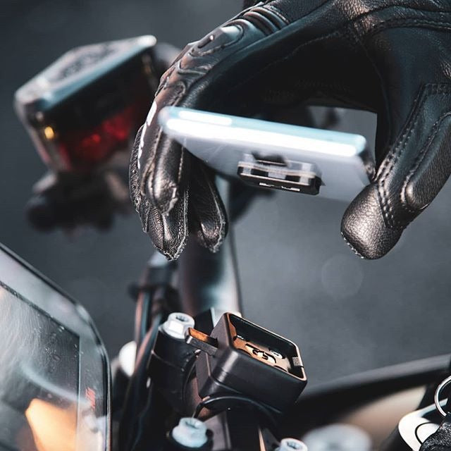 Oxford Cliqr Motorcycle Handlebar Mount 22.1mm