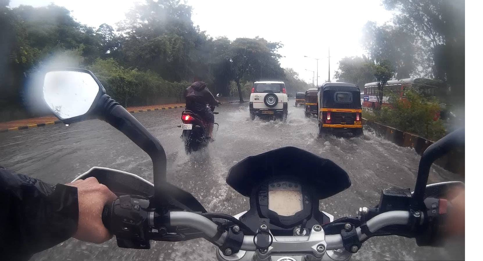 Tips for safe bike commute during monsoons