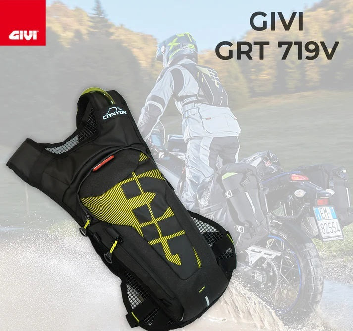 Givi Rucksack with Camelback Pac - 3 Litres